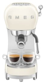 Эспрессо кофемашина SMEG ECF02CREU кремовая — изображение 3