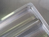Противень WLBake алюмюминиевый багетный, перфорированный, 800х600 (8 волн)